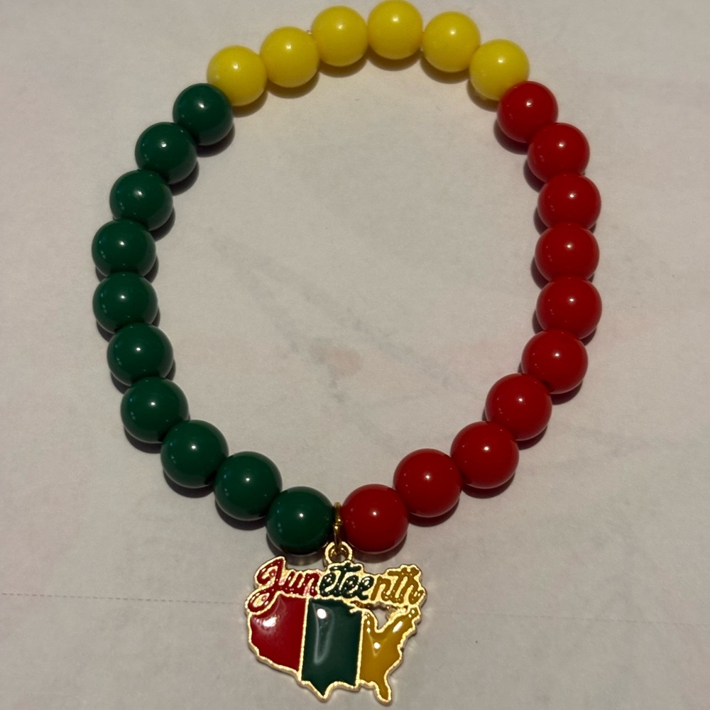 Juneteenth Beaded Bracelet with Gold Charm